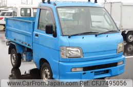 daihatsu-hijet-truck-2002-1684-car_770ed7d9-76e5-4122-8d64-67ec82692cce