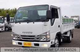 isuzu-elf-truck-2021-28751-car_c6ec9c1c-daa5-4f1d-bbad-fa21728d5c41