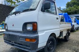 mitsubishi-minicab-truck-1996-1115-car_c7454b78-1428-45aa-b373-e8d822f1d230