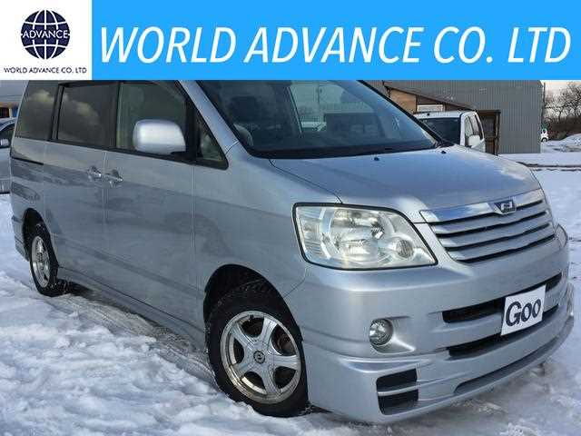 toyota noah 2003 0303466A30151223W008 image 1