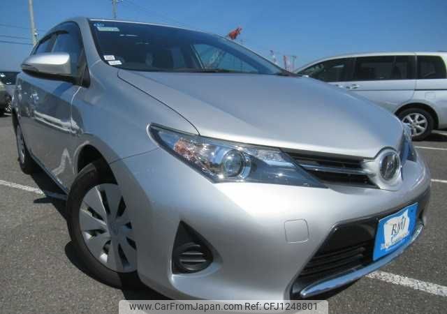 toyota auris 2013 646828-Y2024090095F-12 image 1