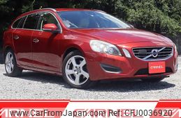 volvo v60 2012 F00595