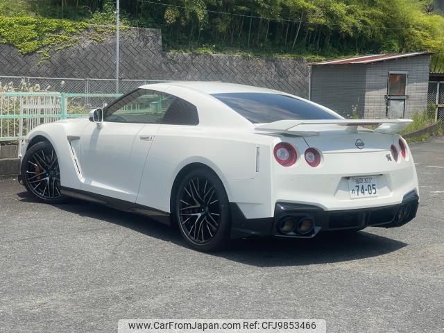 nissan gt-r 2024 quick_quick_R35_R35-161219 image 2