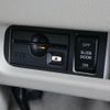 nissan elgrand 2002 CFJ1406724 image 10