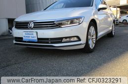 volkswagen passat-variant 2018 GOO_JP_700115722530241014001