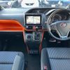 toyota voxy 2014 quick_quick_ZRR80W_ZRR80-0056311 image 2