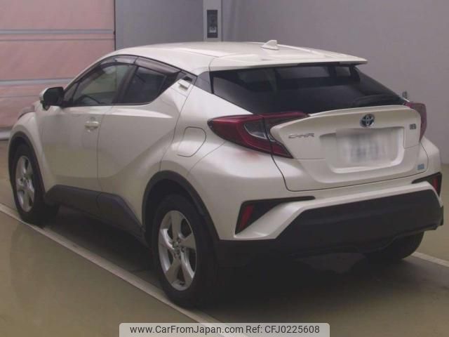 toyota c-hr 2018 quick_quick_DAA-ZYX10_ZYX10-2133837 image 2