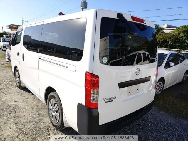nissan nv350-caravan-van 2019 CFJ1888408 image 2