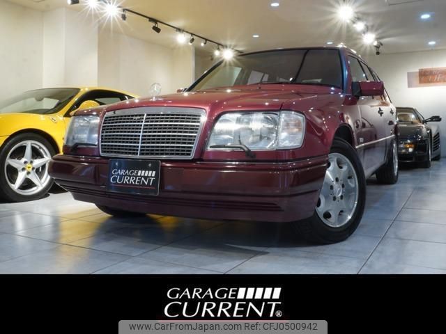 mercedes-benz e-class-station-wagon 1994 quick_quick_E-124092_WDB1240921F274620 image 1