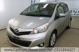 toyota vitz 2011 CFJ1894427