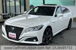 toyota crown-hybrid 2018 CFJ8689753