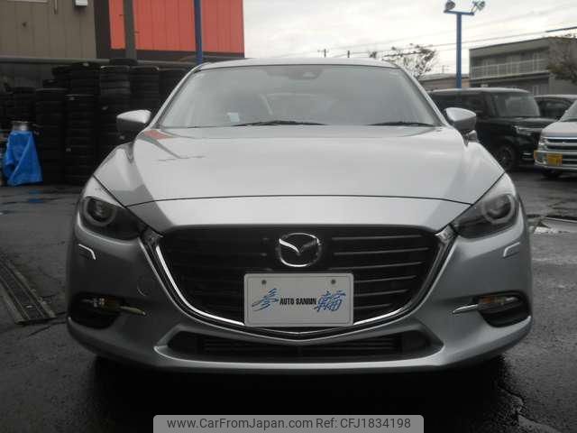 mazda axela 2017 CFJ1834198 image 2