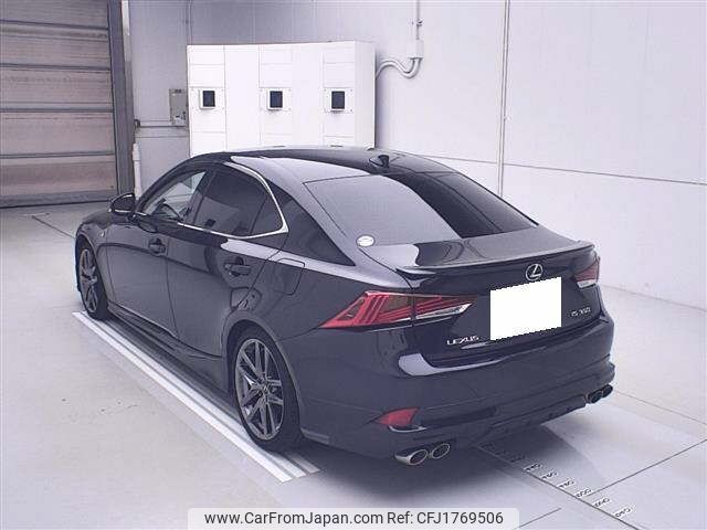 lexus is 2019 CFJ1769506 image 2