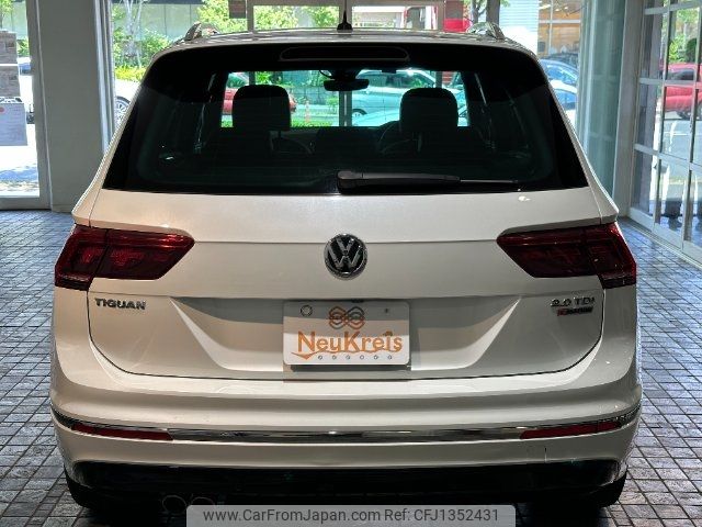 volkswagen tiguan 2020 -VOLKSWAGEN 【名変中 】--VW Tiguan 5NDFGF--LW392813---VOLKSWAGEN 【名変中 】--VW Tiguan 5NDFGF--LW392813- image 2