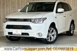 mitsubishi outlander-phev 2014 -MITSUBISHI--Outlander PHEV DLA-GG2W--GG2W-0009562---MITSUBISHI--Outlander PHEV DLA-GG2W--GG2W-0009562-