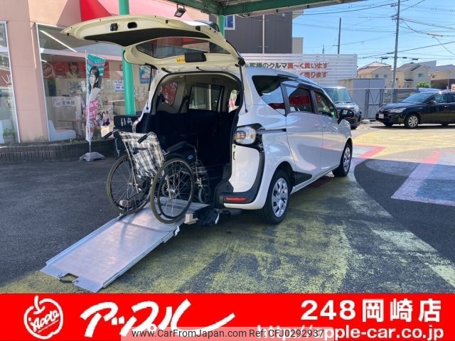 toyota sienta 2017 -TOYOTA--Sienta DBA-NSP172G--NSP172-7004944---TOYOTA--Sienta DBA-NSP172G--NSP172-7004944- image 1