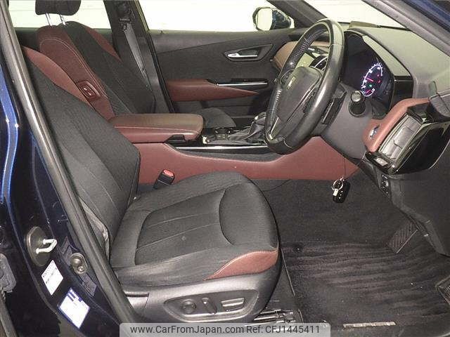 2018 Toyota Crown AZSH20 - Car Price $14,682