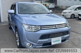 mitsubishi outlander-phev 2013 -MITSUBISHI--Outlander PHEV DLA-GG2W--GG2W-0005775---MITSUBISHI--Outlander PHEV DLA-GG2W--GG2W-0005775-