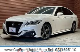 toyota crown 2018 CFJ1625110