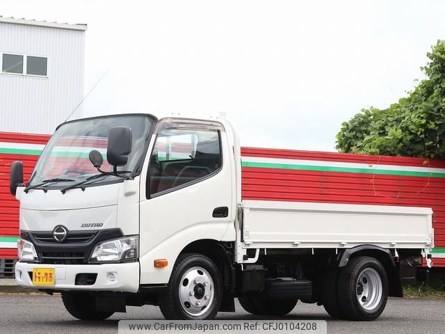 hino dutro 2017 GOO_NET_EXCHANGE_0505500A30240811W001 image 2