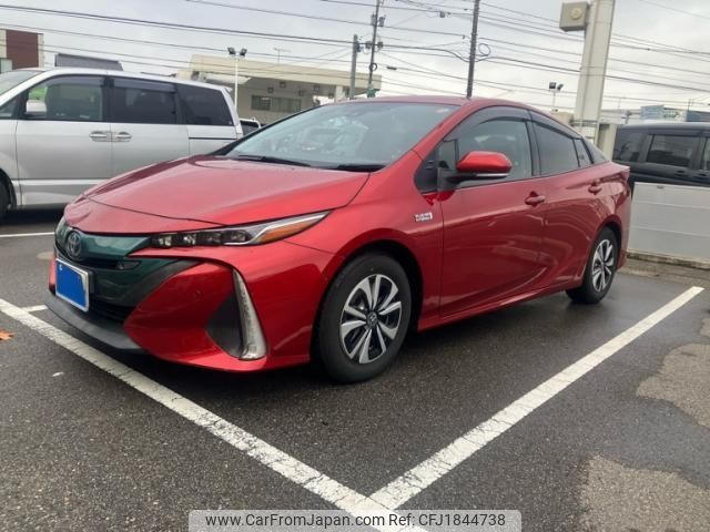 toyota prius-phv 2018 CFJ1844738 image 1