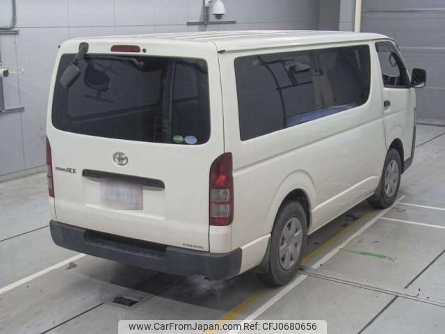 toyota regiusace-van 2018 quick_quick_QDF-GDH201V_GDH201-1011931 image 2