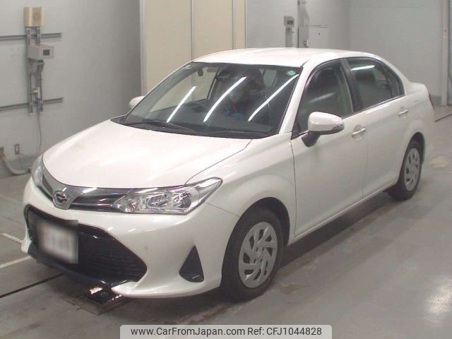 toyota corolla-axio 2018 -TOYOTA--Corolla Axio NRE161-0069402---TOYOTA--Corolla Axio NRE161-0069402- image 1