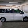 honda stepwagon 2011 -HONDA--Stepwgn DBA-RK1--RK1-1202668---HONDA--Stepwgn DBA-RK1--RK1-1202668- image 17