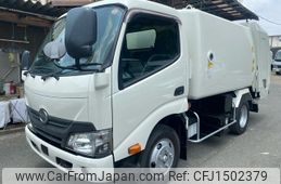 hino dutro 2017 CFJ1502379