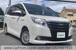 toyota noah 2015 CFJ1661933
