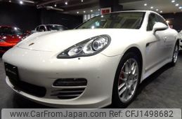 porsche panamera 2010 CFJ1498682