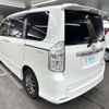 toyota voxy 2011 AF-ZRR70-0405421 image 4