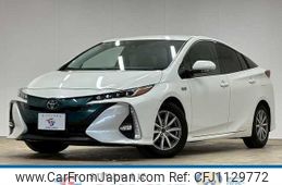 toyota prius-phv 2017 quick_quick_DLA-ZVW52_ZVW52-3032100