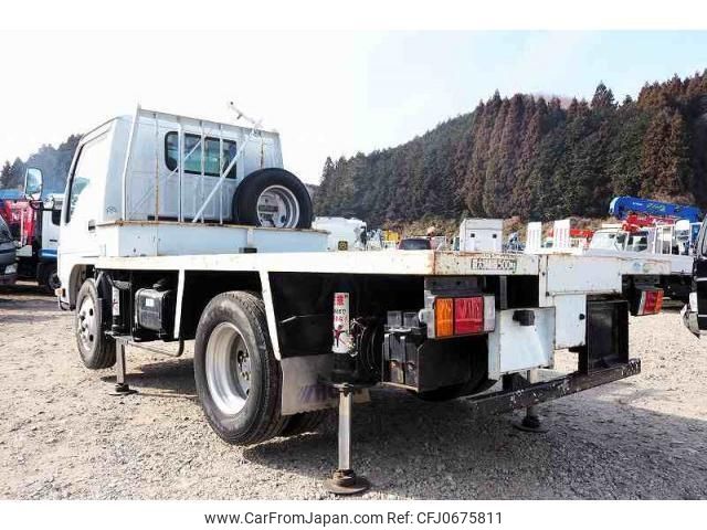 isuzu elf-truck 2014 CFJ0675811 image 2