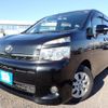 toyota voxy 2013 N2025010015F-24 image 1