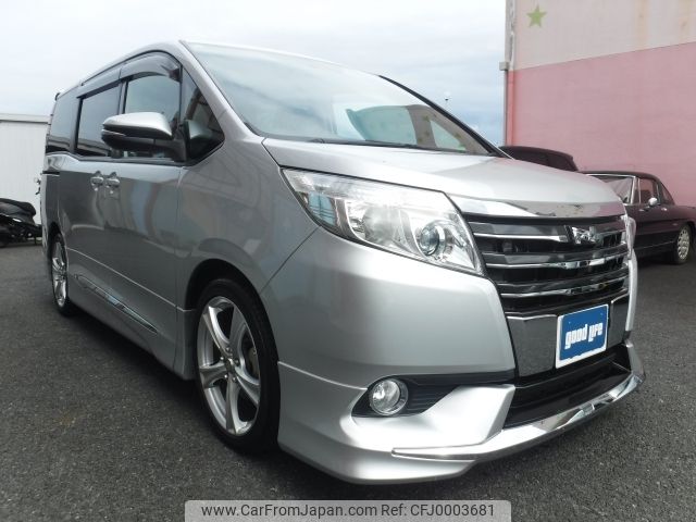 toyota noah 2015 -TOYOTA--Noah DBA-ZRR80G--ZRR80-0118483---TOYOTA--Noah DBA-ZRR80G--ZRR80-0118483- image 1