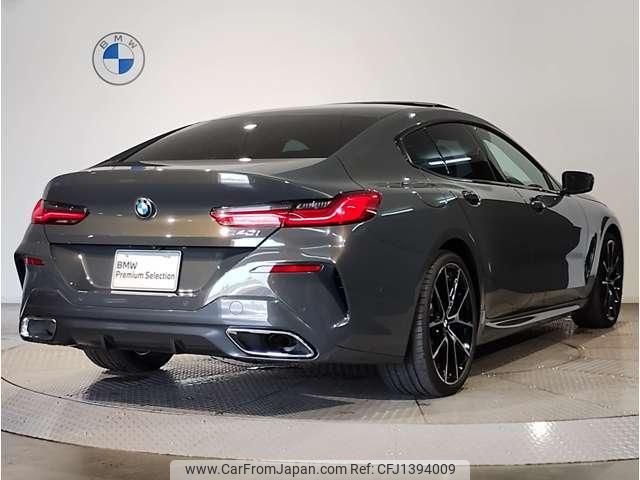 bmw 8-series 2022 quick_quick_3BA-GV30_WBAGV22070CJ74765 image 2