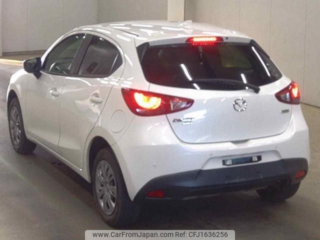 mazda demio 2018 CFJ1636256 image 2