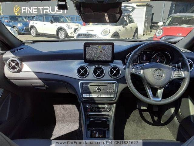 mercedes-benz gla-class 2018 CFJ1831627 image 2