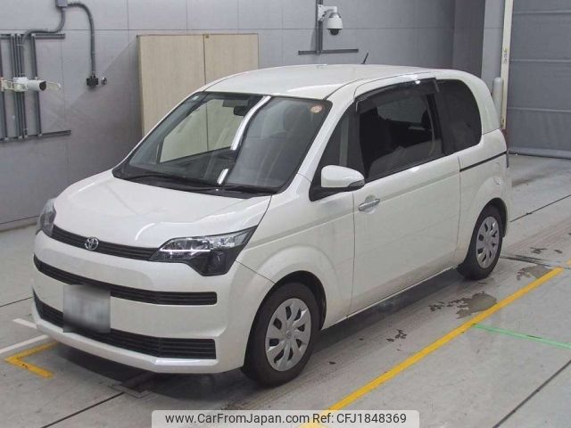 toyota spade 2015 CFJ1848369 image 1