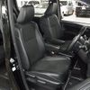 toyota noah 2017 -TOYOTA--Noah DAA-ZWR80W--ZWR80-0300250---TOYOTA--Noah DAA-ZWR80W--ZWR80-0300250- image 12