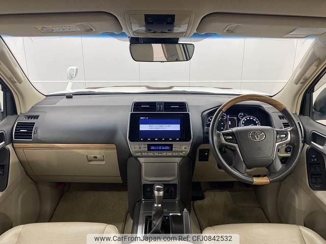 toyota land-cruiser-prado 2018 quick_quick_LDA-GDJ150W_GDJ150-0033148 image 2