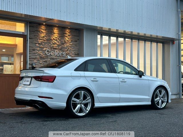 audi rs3 2018 CFJ1808119 image 2