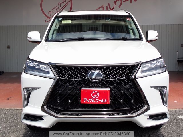 lexus lx 2019 24411110 image 2