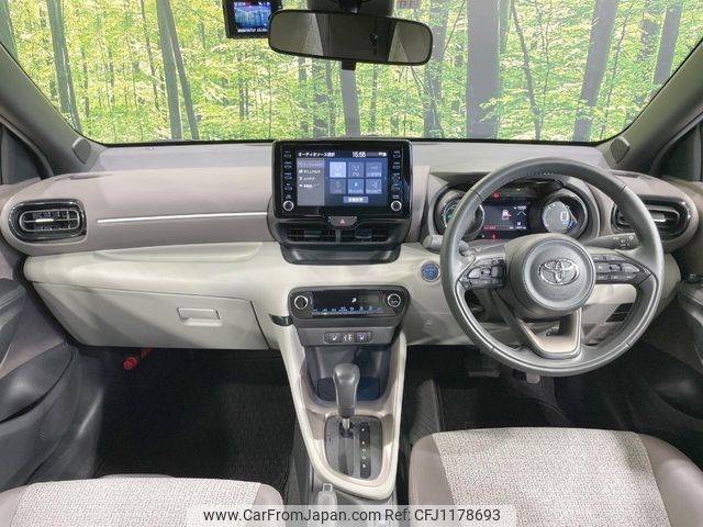 toyota yaris 2022 -TOYOTA--Yaris 6AA-MXPH10--MXPH10-2112195---TOYOTA--Yaris 6AA-MXPH10--MXPH10-2112195- image 2
