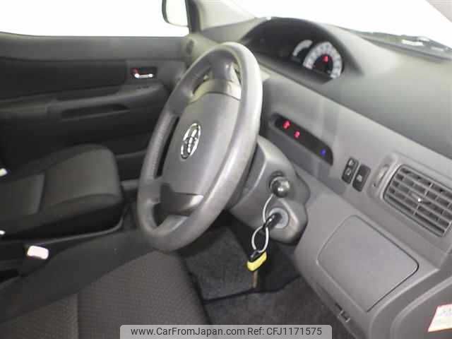 toyota raum 2014 NIKYO_RR72124 image 2