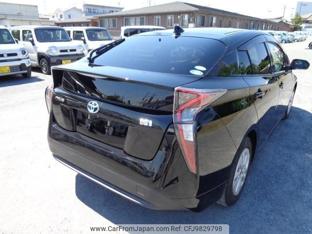 toyota prius 2018 quick_quick_DAA-ZVW50_ZVW50-6155258 image 2