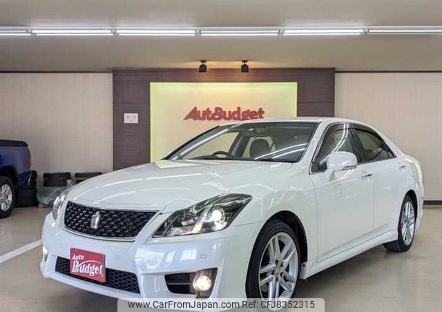 toyota crown-athlete-series 2012 CFJ8352315 image 1