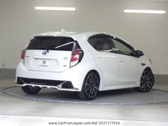 toyota aqua 2015 quick_quick_DAA-NHP10_NHP10-2462562 image 2