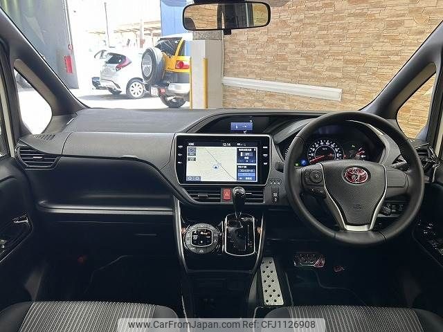 toyota voxy 2019 -TOYOTA--Voxy DBA-ZRR80W--ZRR80-0537706---TOYOTA--Voxy DBA-ZRR80W--ZRR80-0537706- image 2
